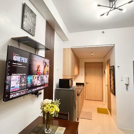 Shore Residence Pasay Exterior photo